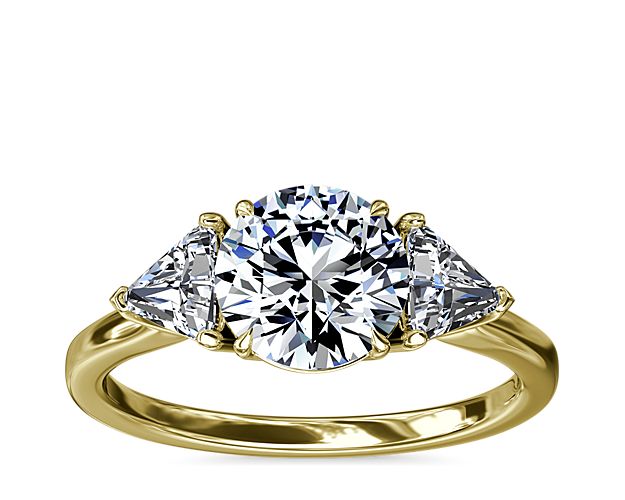 Three-Stone Trillion Diamond Engagement Ring in 18k Yellow Gold (1/3 ct. tw.)