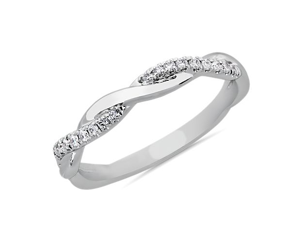Petite Twist Diamond Anniversary Ring in Platinum (1/10 ct. tw.)