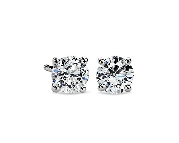 Four-Prong Earrings in 18k White Gold