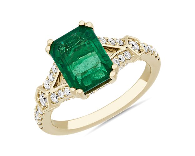 Emerald Cut Emerald and Diamond Split Shank Ring in 14k Yellow Gold (9x7mm)