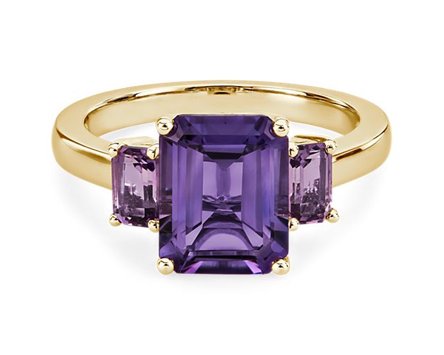 Amethyst Three Stone Ring in 14K Yellow Gold (10x8)