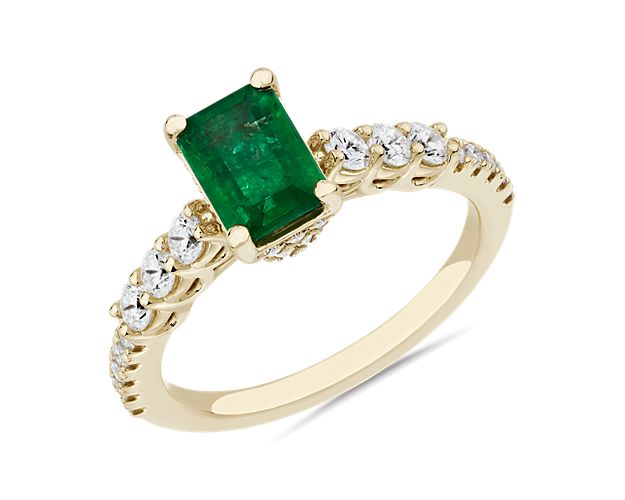 Emerald Cut Emerald and Diamond Ring in 14k Yellow Gold (7x5mm)